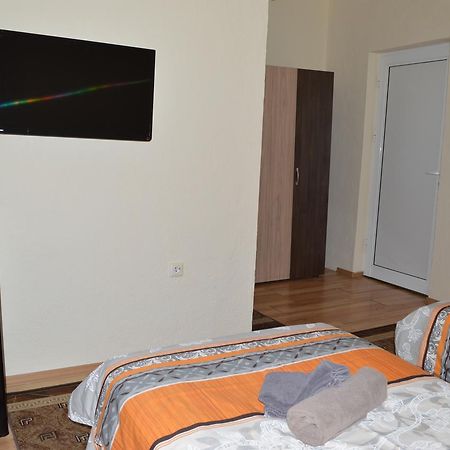 Dionis Hotel Петрич Экстерьер фото