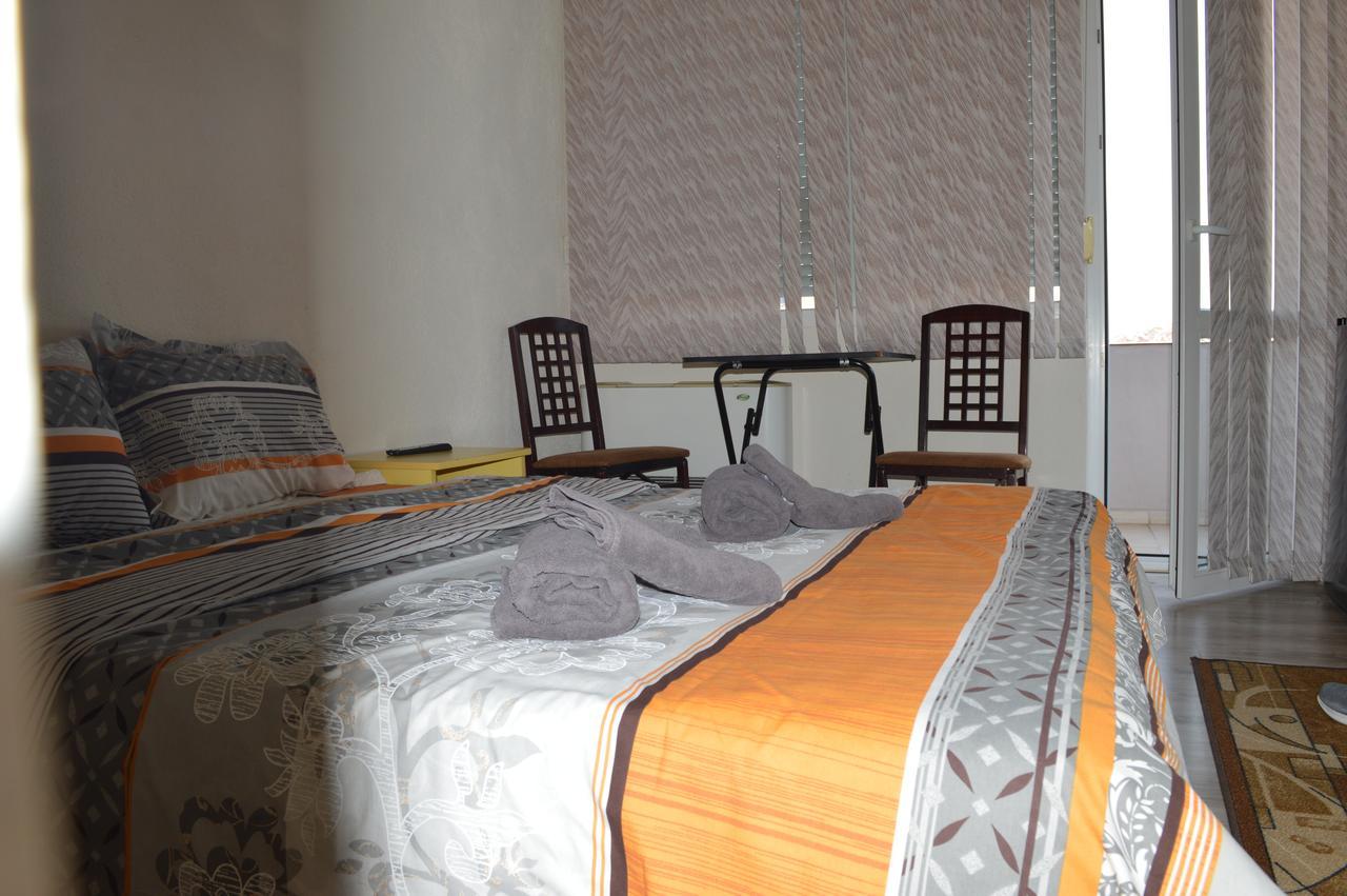 Dionis Hotel Петрич Экстерьер фото