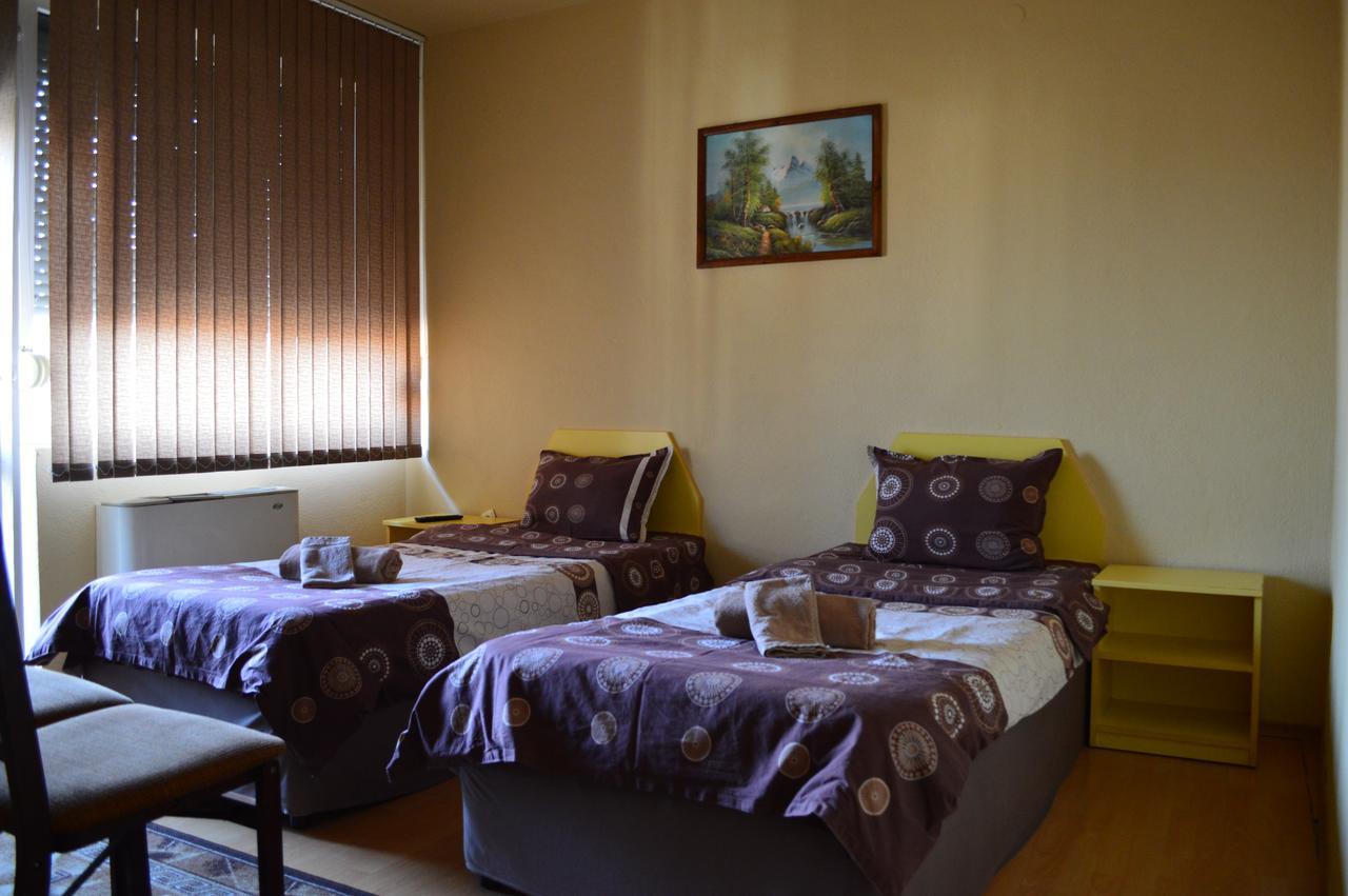 Dionis Hotel Петрич Экстерьер фото