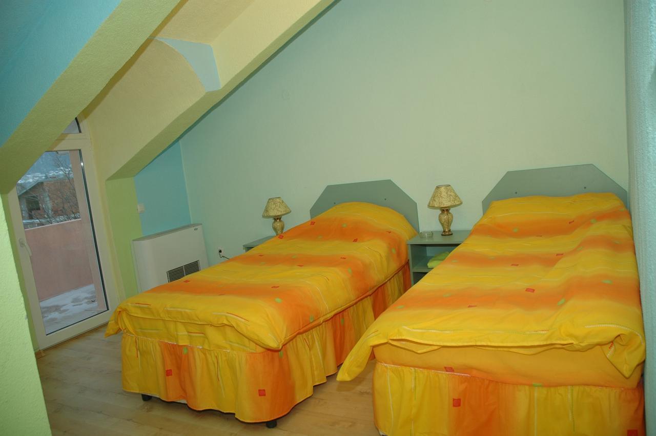 Dionis Hotel Петрич Экстерьер фото